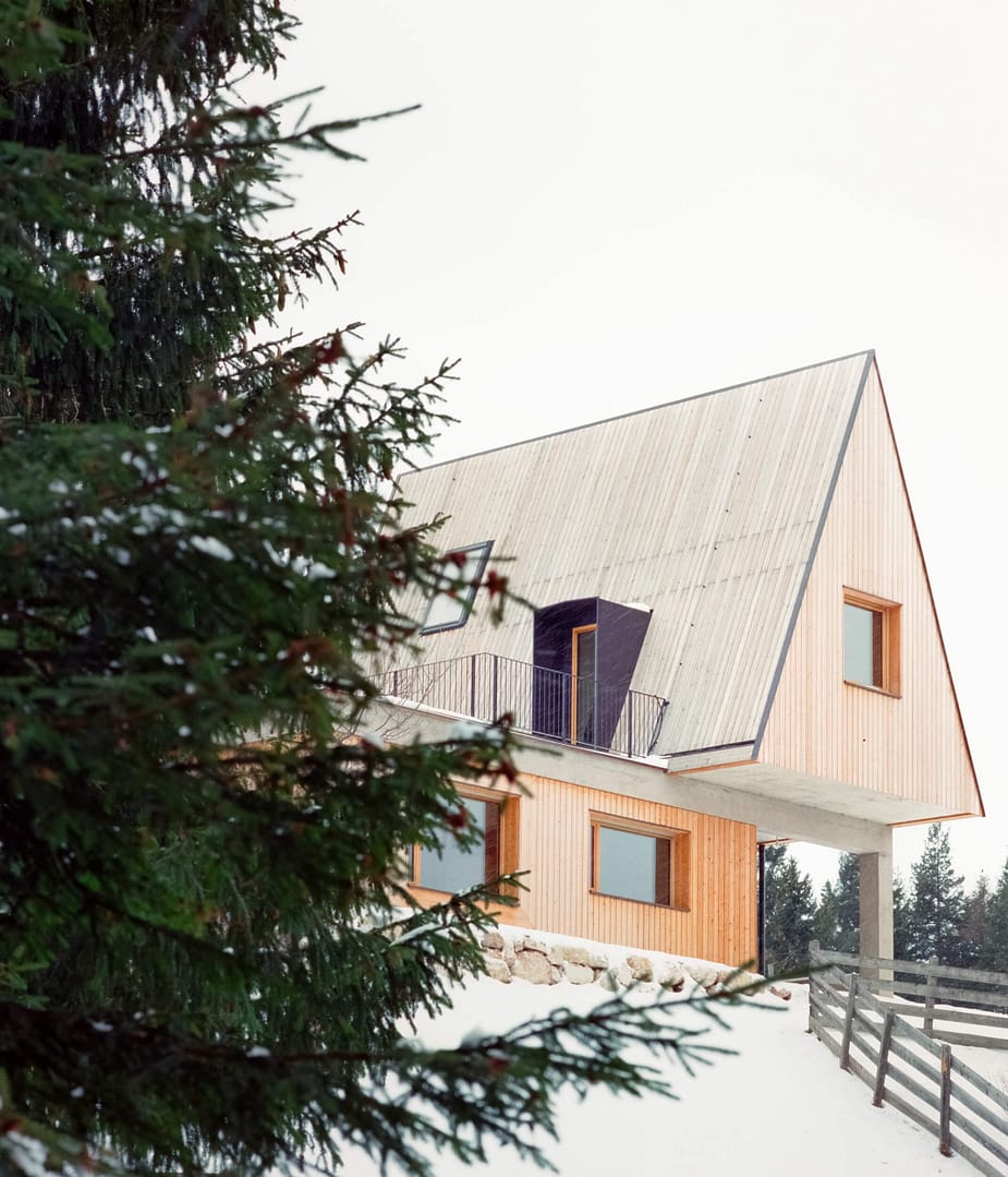 106-SIMONE BOSSI © 2023