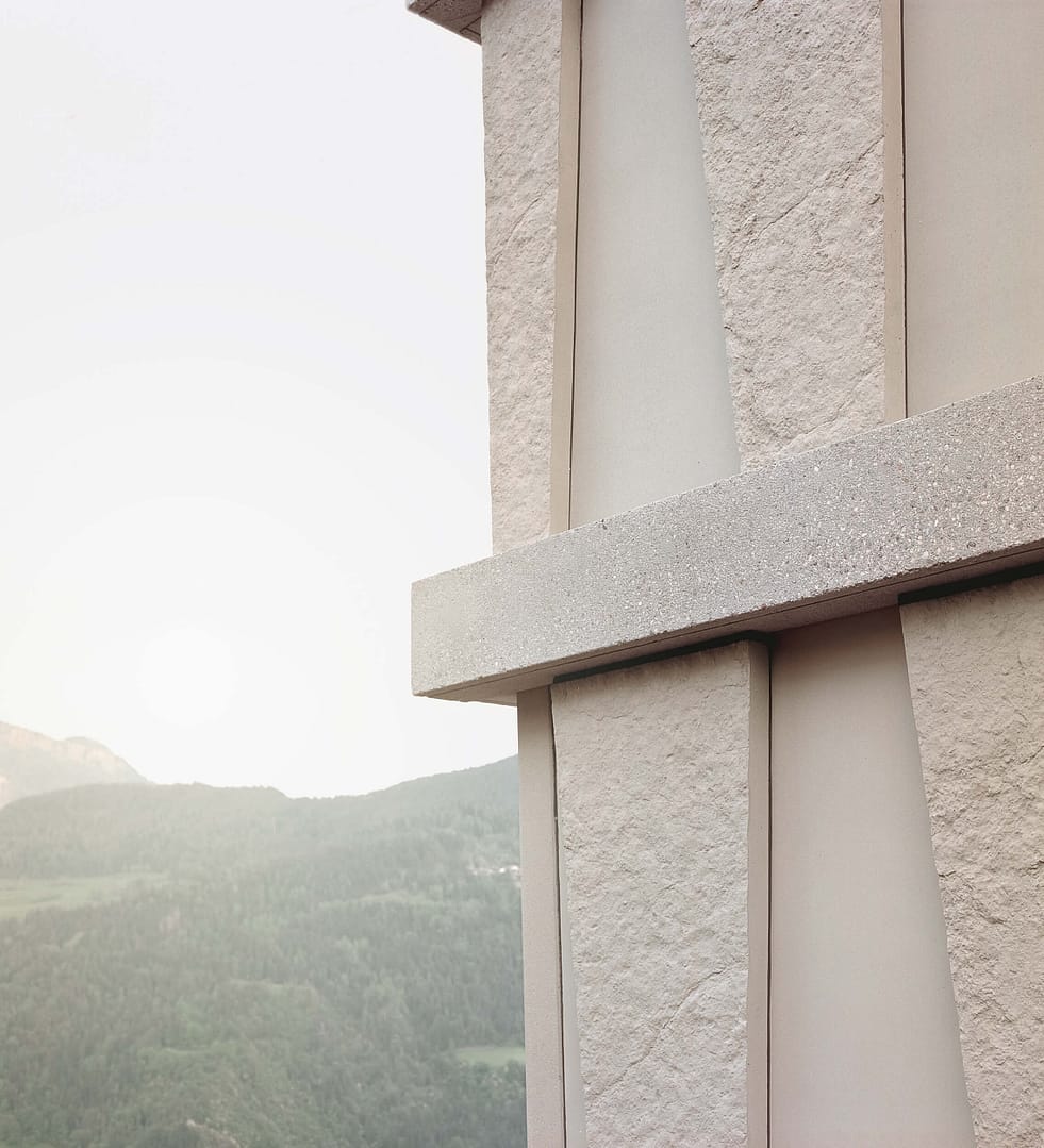 1003-Simone Bossi © 2022