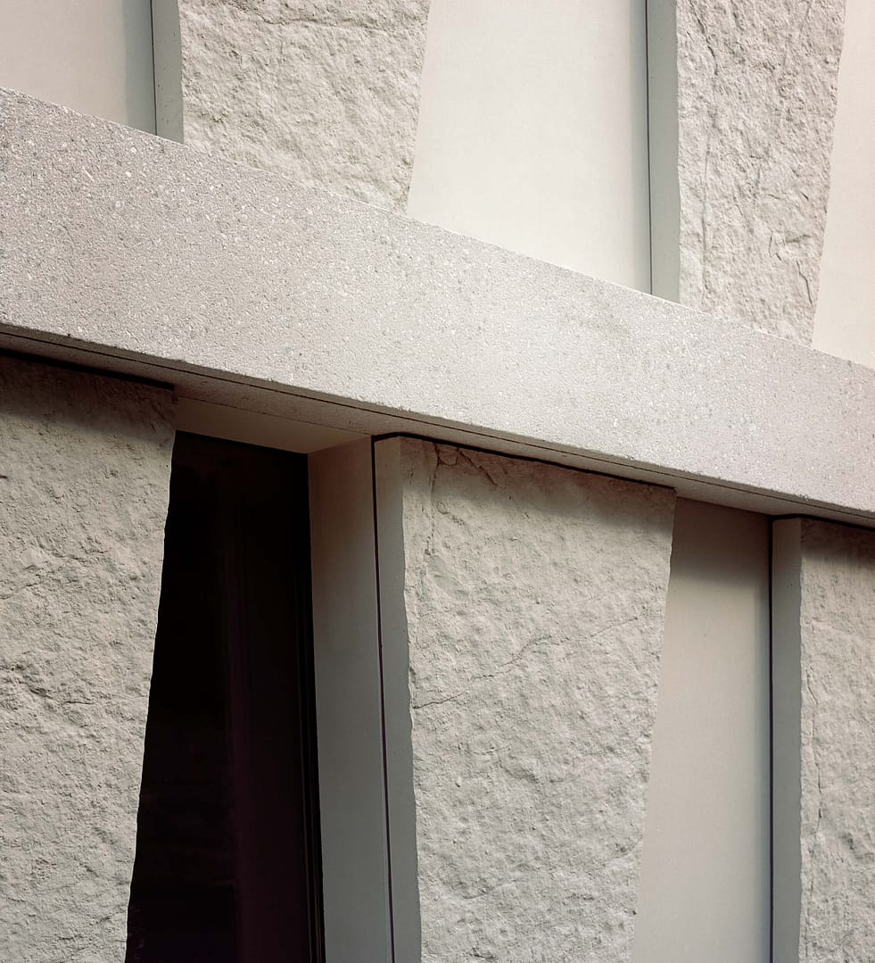 1007-Simone Bossi © 2022